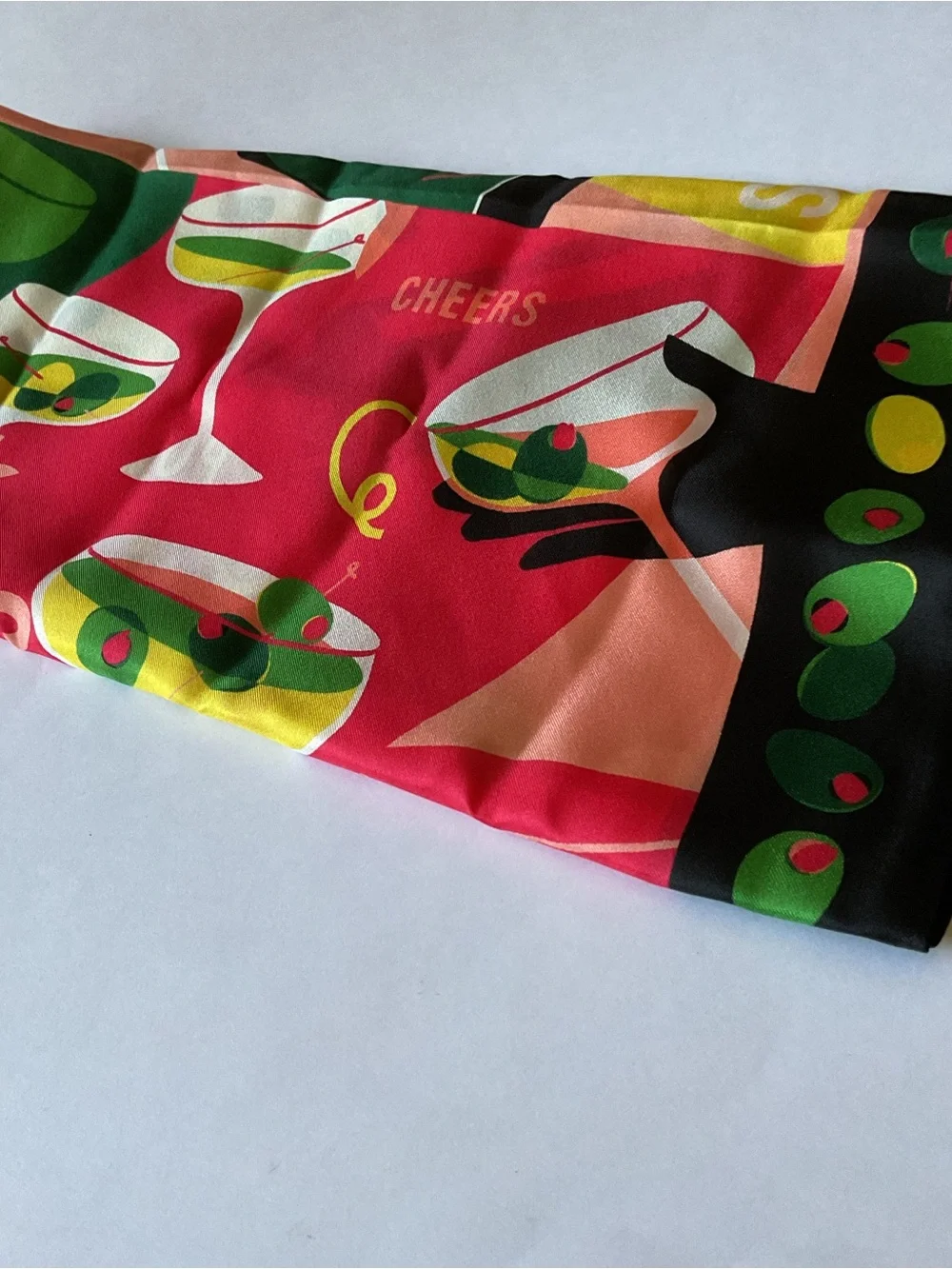 KATE SPADE DIRTY MARTINI SQUARE SILK SCARF NWOT